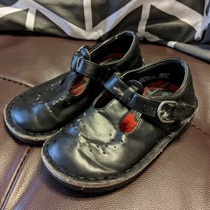 GUC Black Toddler Mary Janes